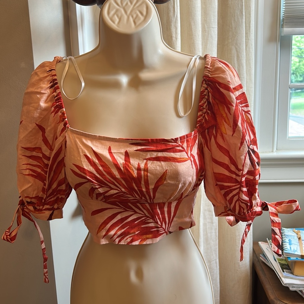 Forever 21 Contemporary Tie-Sleeved Crop Top